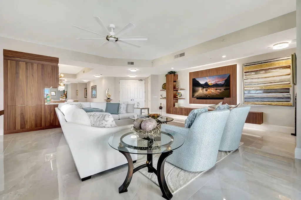 930 Cape Marco Marco Island FL 34145