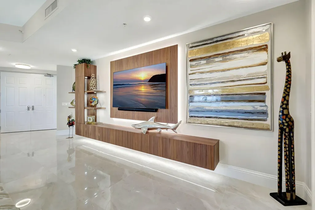 930 Cape Marco Marco Island FL 34145