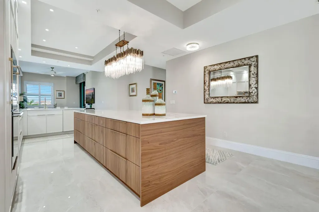 930 Cape Marco Marco Island FL 34145