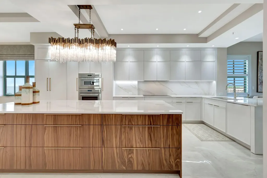 930 Cape Marco Marco Island FL 34145