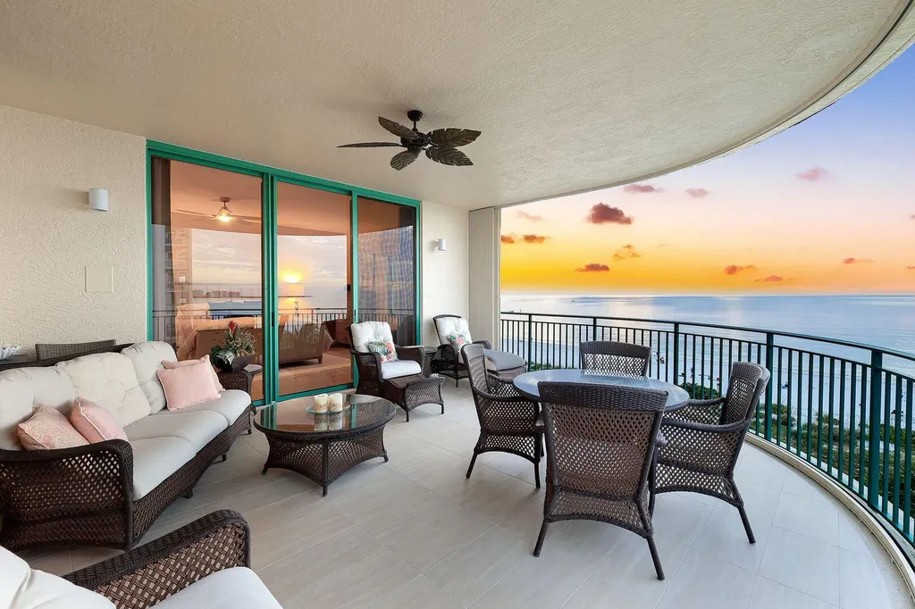 930 Cape Marco Marco Island FL 34145