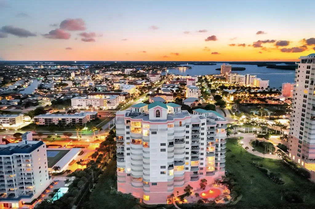 930 Cape Marco Marco Island FL 34145