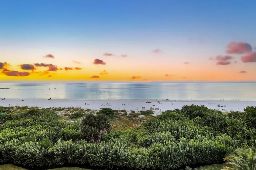 930 Cape Marco Marco Island FL 34145