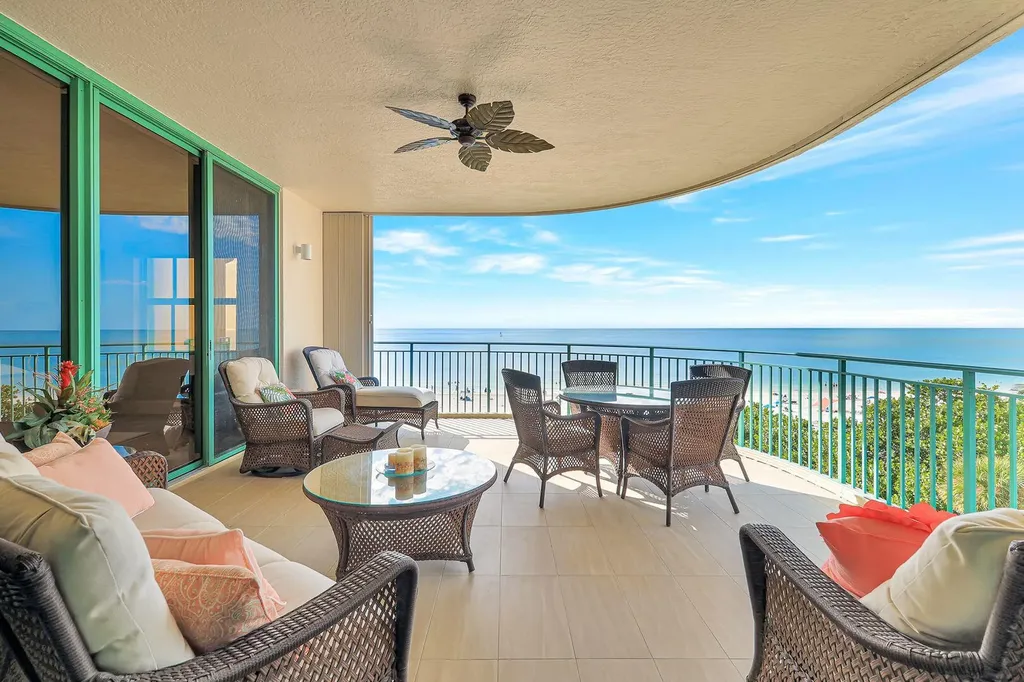 930 Cape Marco Marco Island FL 34145