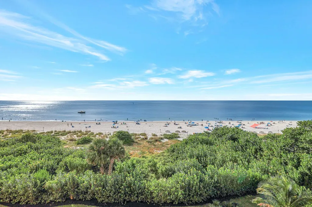 930 Cape Marco Marco Island FL 34145