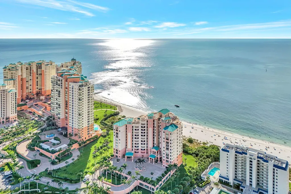 930 Cape Marco Marco Island FL 34145