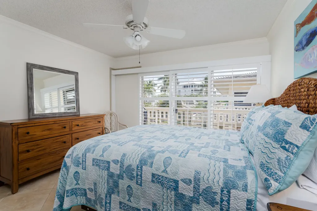 1215 Edington Marco Island FL 34145