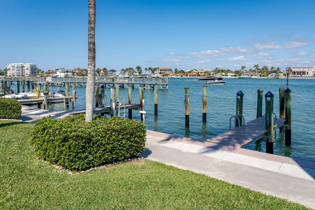 1215 Edington Marco Island FL 34145