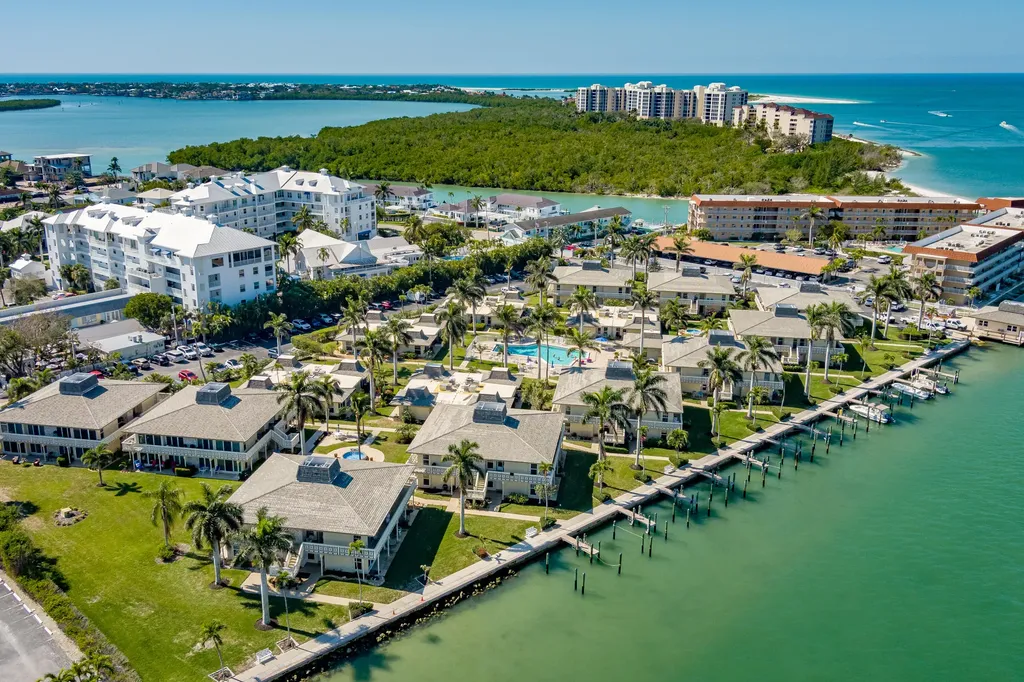 1215 Edington Marco Island FL 34145