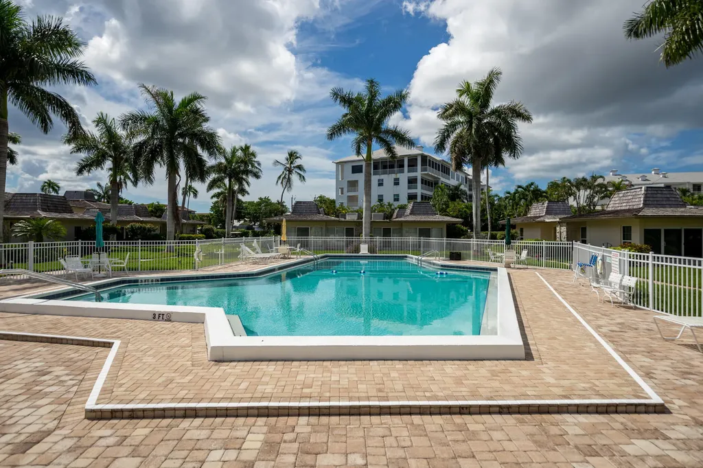 1215 Edington Marco Island FL 34145