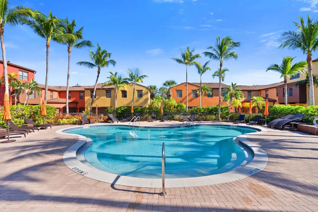 9081 Albion Naples FL 34113