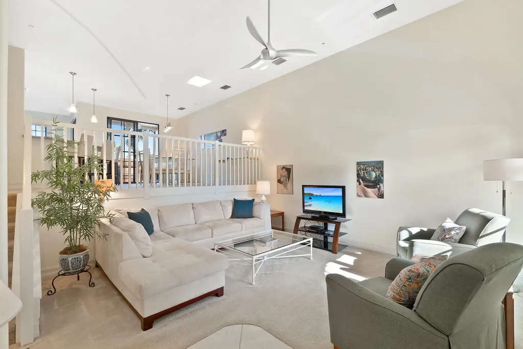 9081 Albion Naples FL 34113