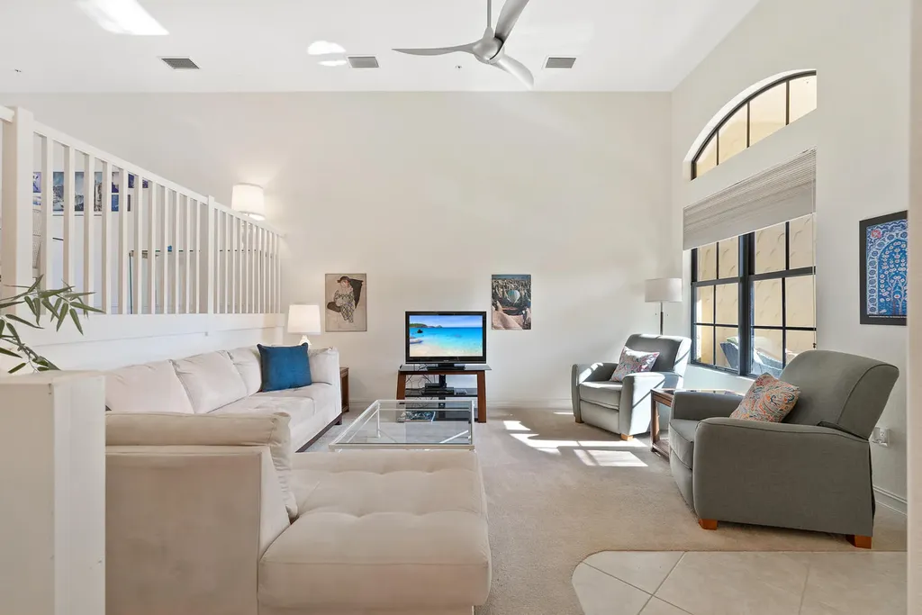 9081 Albion Naples FL 34113