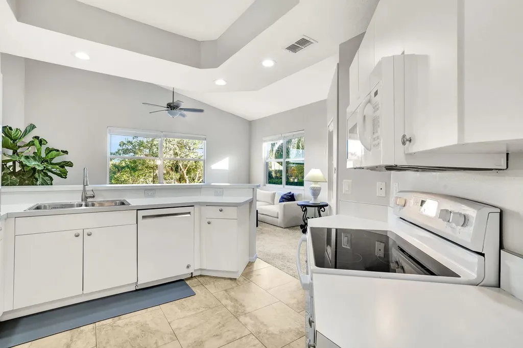 8330 Whisper Trace Way Naples FL 34114