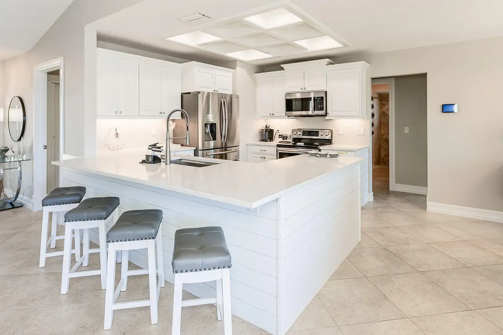 1711 Canary Court Marco Island FL 34145