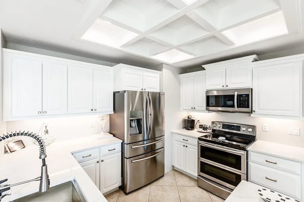 1711 Canary Court Marco Island FL 34145