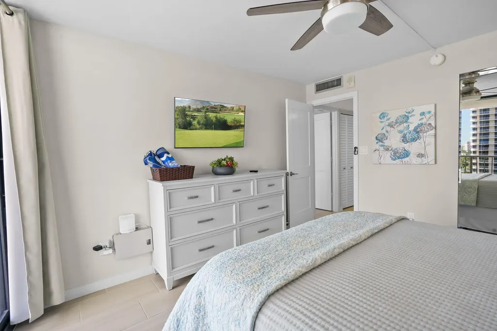 380 Seaview Court Marco Island FL 34145