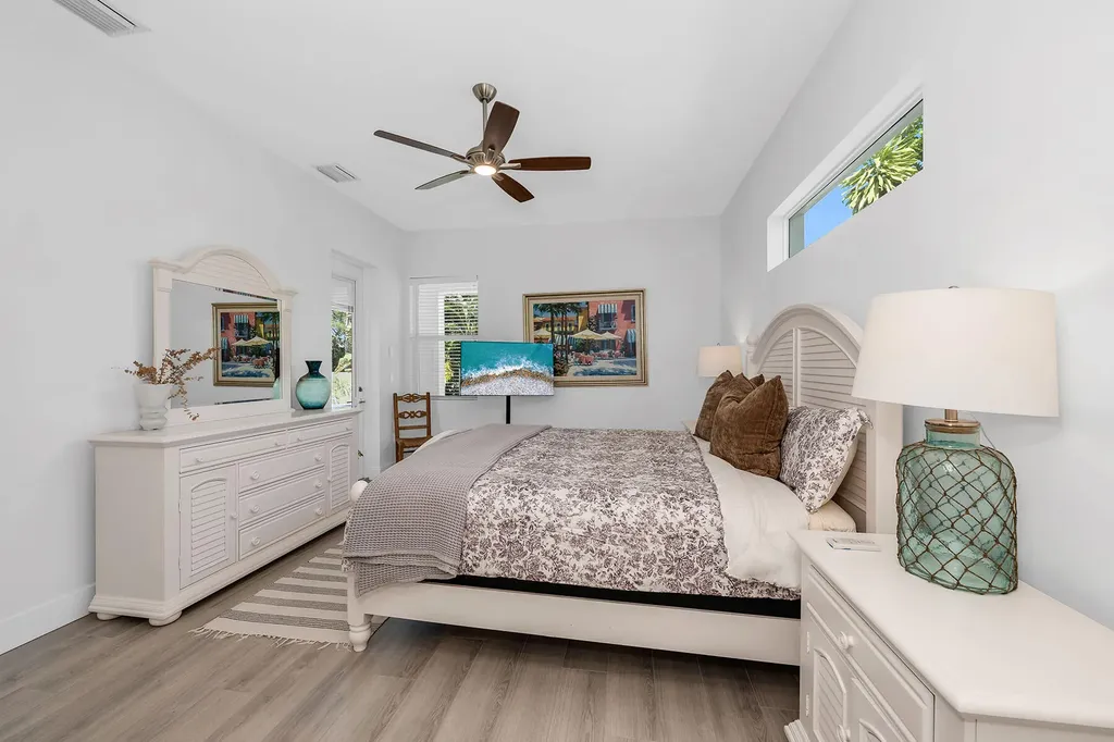 811 108th Avenue N Naples FL 34108