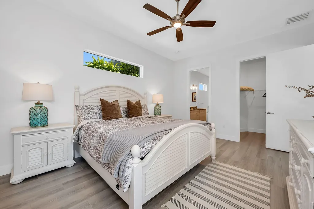 811 108th Avenue N Naples FL 34108