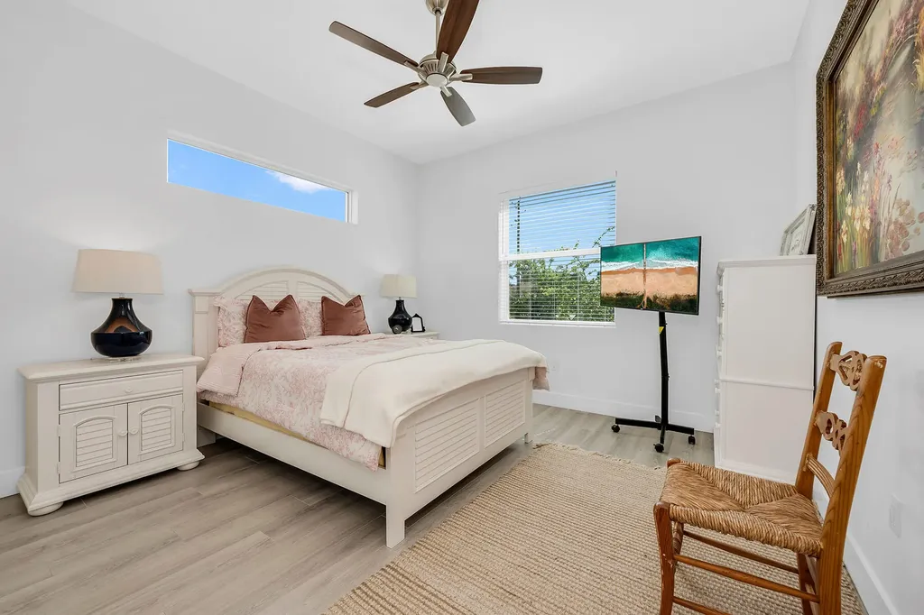 811 108th Avenue N Naples FL 34108