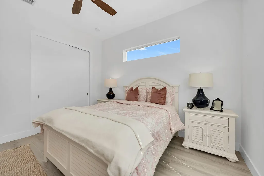 811 108th Avenue N Naples FL 34108