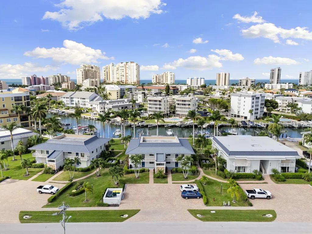 900 Panama Court Marco Island FL 34145