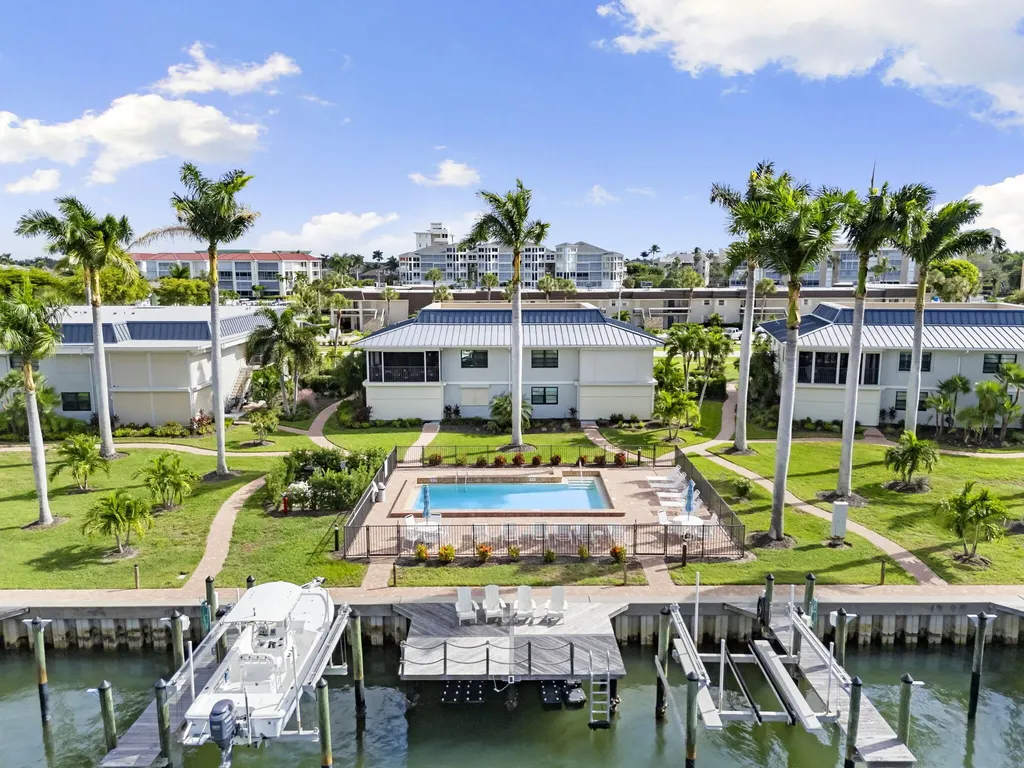 900 Panama Court Marco Island FL 34145