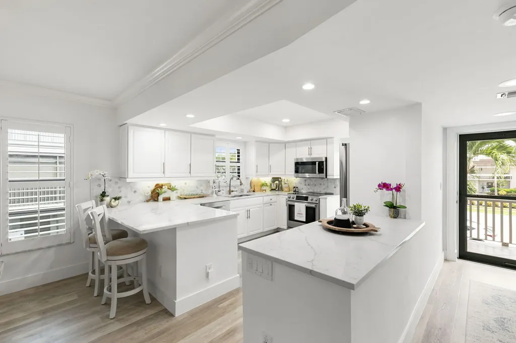 900 Panama Court Marco Island FL 34145