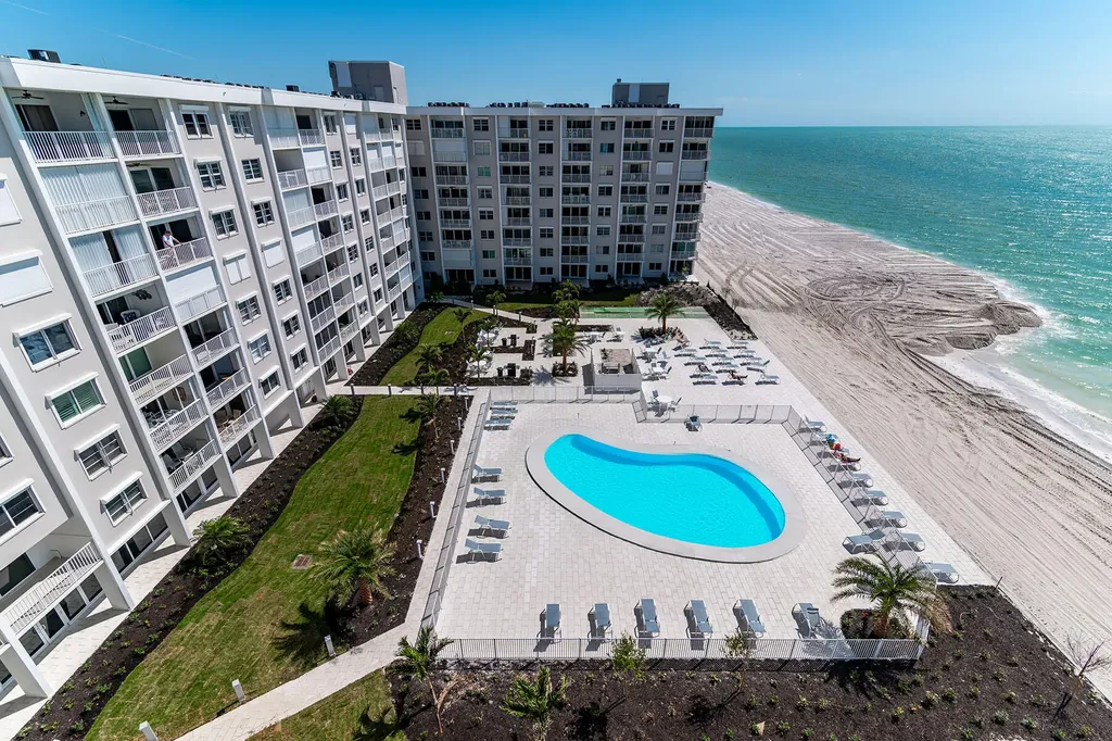 3443 Gulf Shore Boulevard N Naples FL 34103