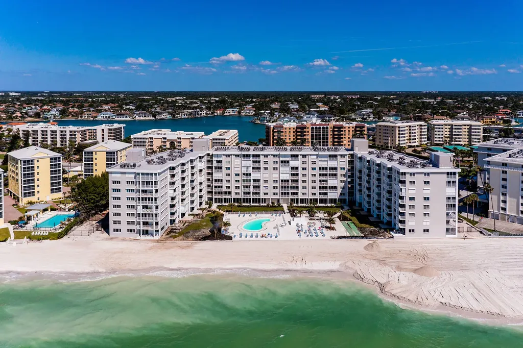 3443 Gulf Shore Boulevard N Naples FL 34103