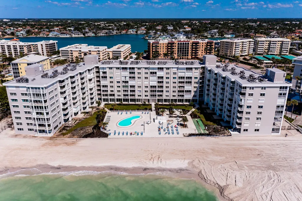 3443 Gulf Shore Boulevard N Naples FL 34103