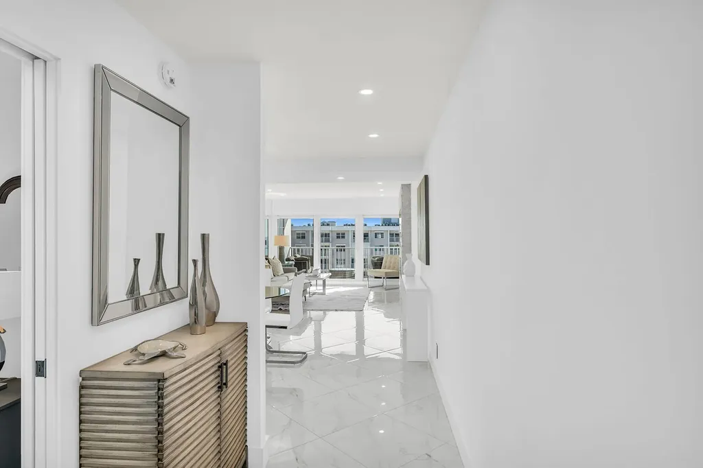 3443 Gulf Shore Boulevard N Naples FL 34103