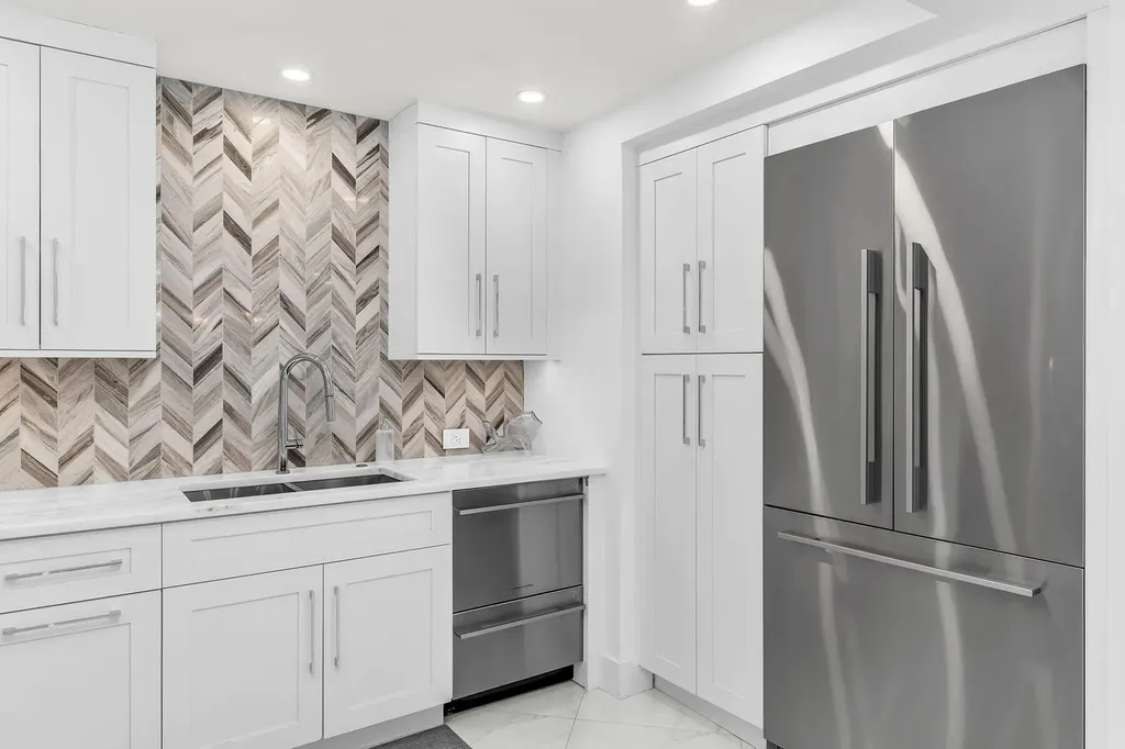 3443 Gulf Shore Boulevard N Naples FL 34103