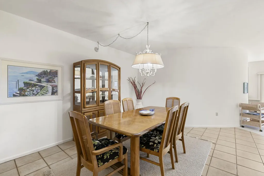 961 Collier Court Marco Island FL 34145