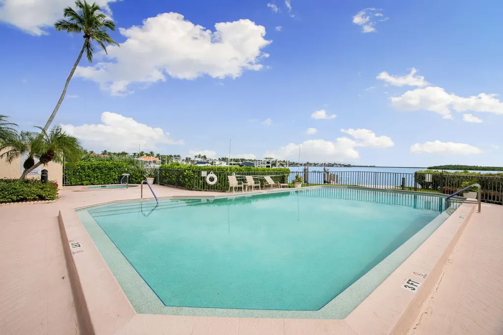 961 Collier Court Marco Island FL 34145