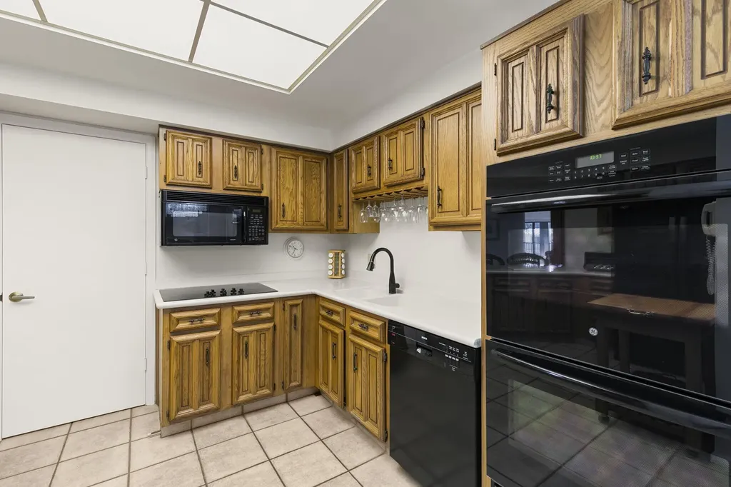 961 Collier Court Marco Island FL 34145