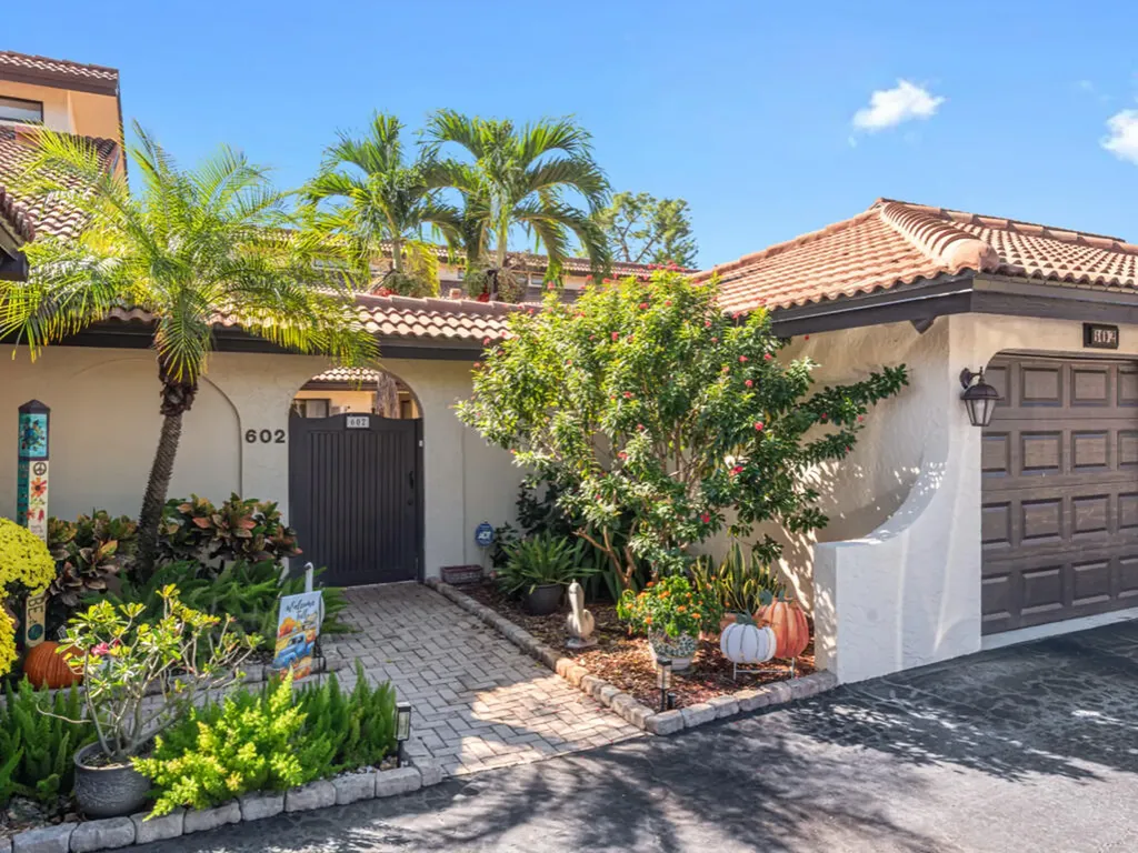 602 Augusta Boulevard Naples FL 34113