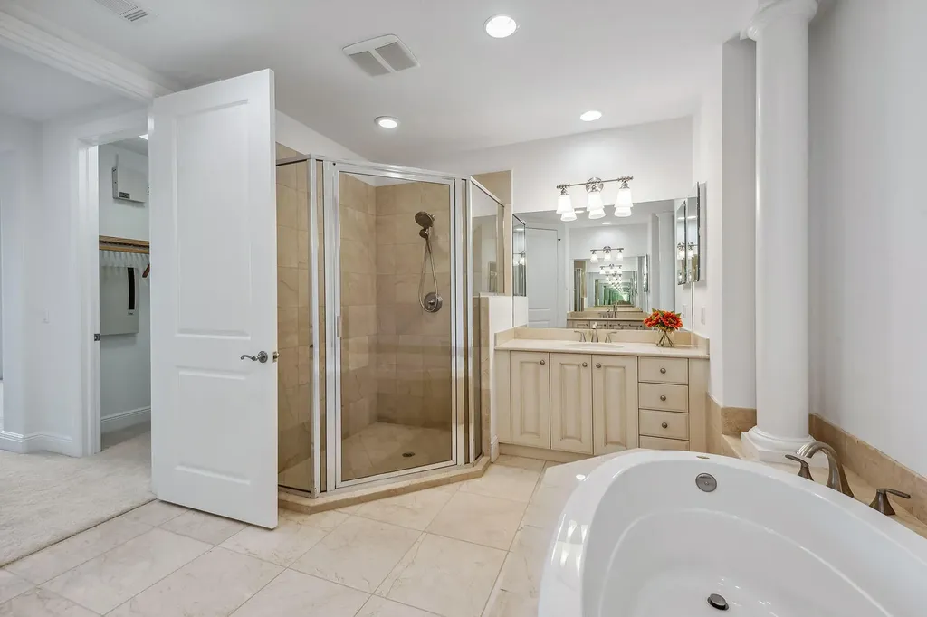 2710 Callista Court Naples FL 34114