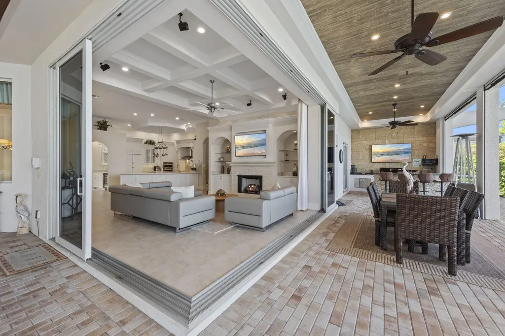 798 S Barfield Drive Marco Island FL 34145