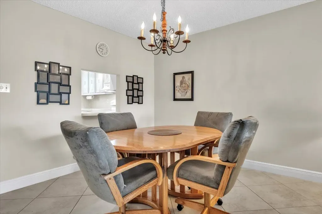 325 Charlemagne Boulevard Naples FL 34112