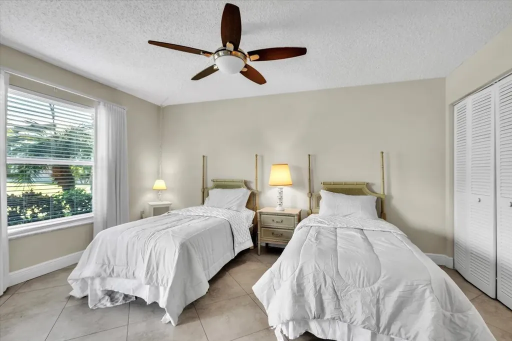 325 Charlemagne Boulevard Naples FL 34112