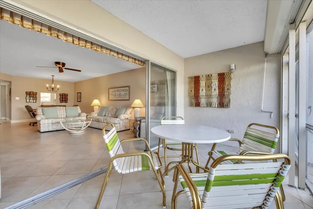 325 Charlemagne Boulevard Naples FL 34112