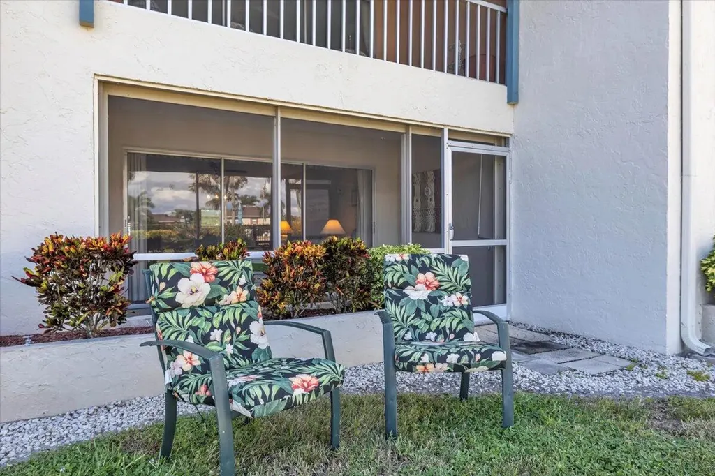 325 Charlemagne Boulevard Naples FL 34112