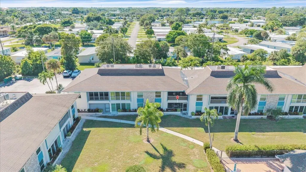 325 Charlemagne Boulevard Naples FL 34112