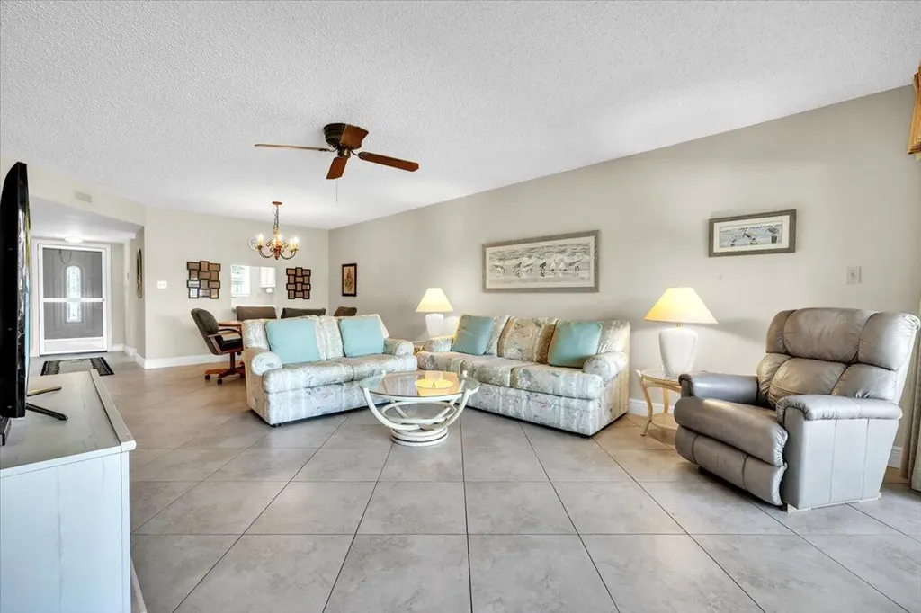 325 Charlemagne Boulevard Naples FL 34112