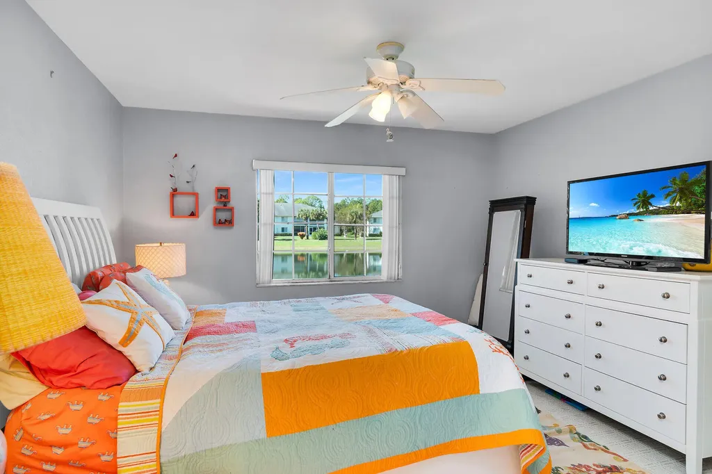 409 Gabriel Circle Naples FL 34104