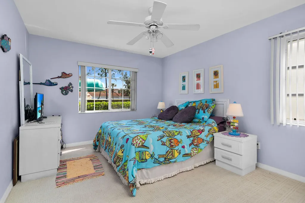 409 Gabriel Circle Naples FL 34104