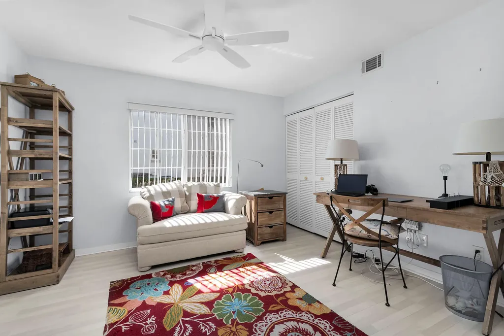 409 Gabriel Circle Naples FL 34104