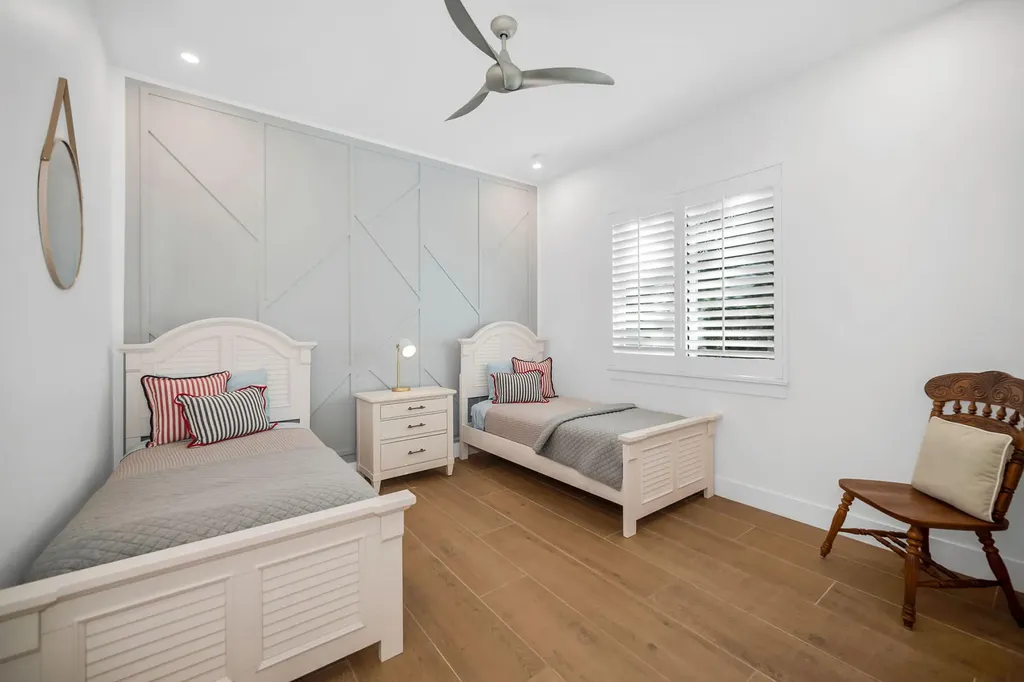 789 109th Avenue N Naples FL 34108