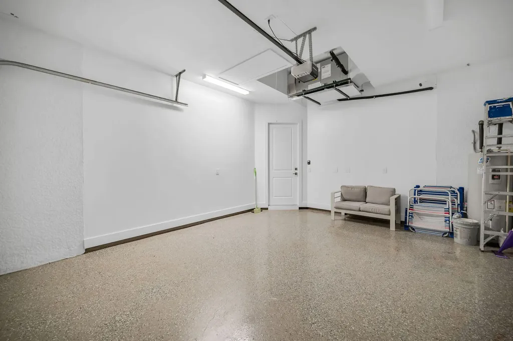 789 109th Avenue N Naples FL 34108